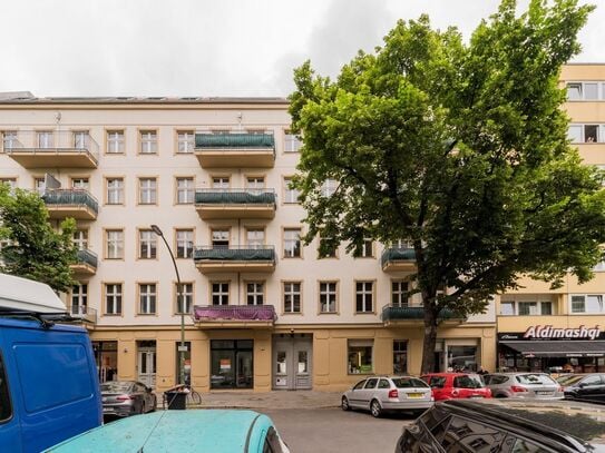 Bright top floor in Neukölln's Reuterkiez Neighbourhood, Berlin - Amsterdam Apartments for Rent