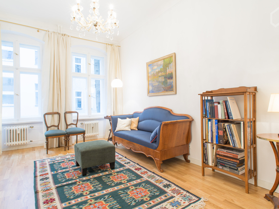 Sophisticated and comfortable apartment close to the castle