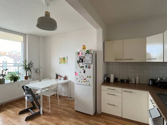 Beautiful, quite & spacious 2-room apartment with big terrace in Treptow-Johannisthal, Berlin - Amsterdam Apartments fo…