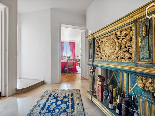 Luxurious flat with a view on the Bois de Boulogne