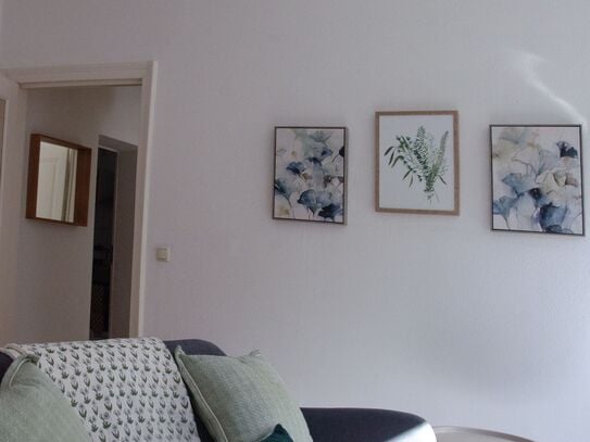 Pet-Friendly 71m2 Rosenthaler Platz Apartment – Quiet Garden Oasis in the Heart of Trendy Berlin, Well-Connected for Ea…