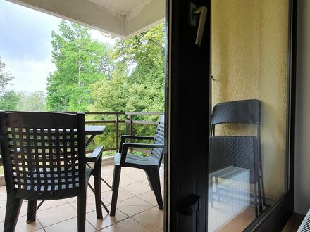 Charmante Wohnung mit 2 Bädern Nähe City am Wald | Charming apartment with 2 bathrooms near City on the forest