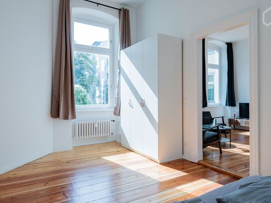 great freshly renovated old building apartment, Berlin - Amsterdam Apartments for Rent