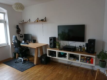 Möblierte Altbauwohnung in Dresden Löbtau zur Zwischenmiete | Furnished old building apartment in Dresden Löbtau for in…