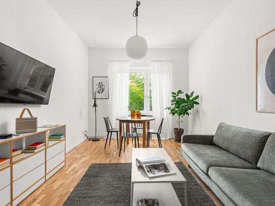 Stilvolle und geräumige 2-Zimmer-Wohnung im trendigen Berlin-Neukölln, Berlin - Amsterdam Apartments for Rent