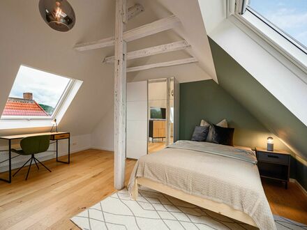 WG-ZIMMER: Ruhiges, häusliches Loft