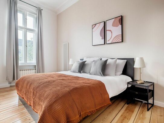 Elegante 2 Zimmer Wohnung in bester Lage Berlins. Hochwertig und luxuriös ausgestattet.