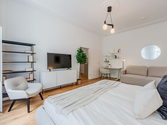 Premium renovated 1-bedroom apartment in Wedding district