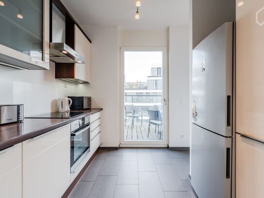 Perfect modern appartment in Mitte - in a park like setting "The Garden"