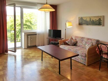 Zentrales City-Apartment mit Balkon