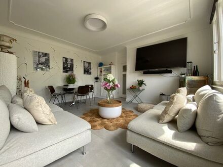 design Apartment im Obergeschoß in alter Villa am Wasser | Perfect, cute studio in Rahnsdorf