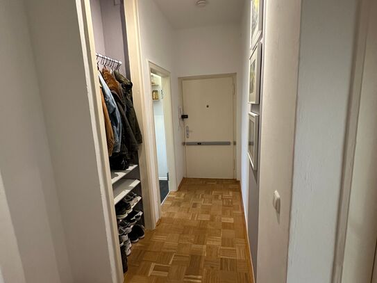 Sublet – Bright, furnished 2-room apartment in Friedrichshain (Samariterkiez)