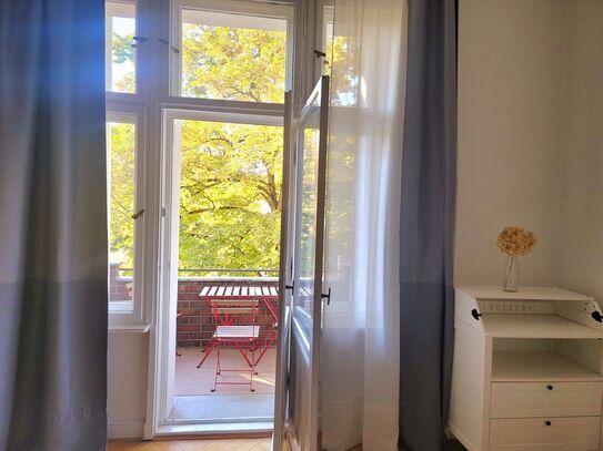 Sunny and spacious flat in Grunewald