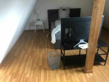 WG-ZIMMER: Feinstes Studio in Frankfurt am Main