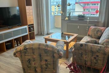 Schön möblierte barrierefreie Wohnung mit WLAN und Süd-Balkon in Nürnberg/ Röthenbach