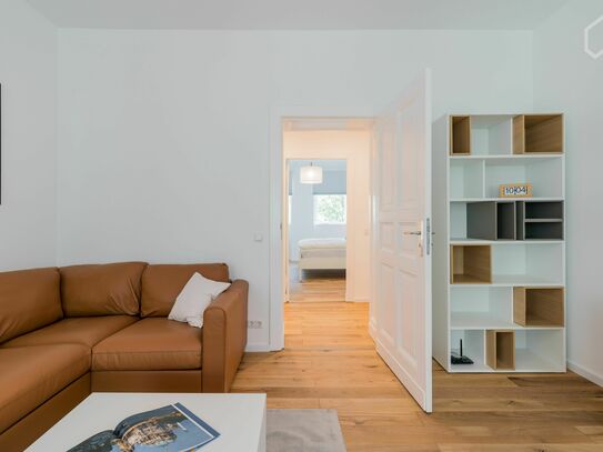 2 Schlafzimmer, sanierte 3 Zimmer Wohnung nahe S-Bahn Station Ostkreuz