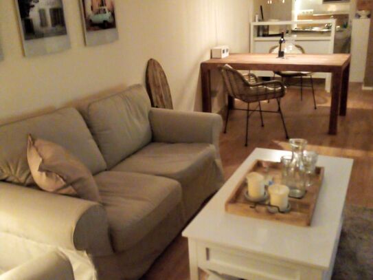 Bright and nice home in Düsseldorf, Dusseldorf - Amsterdam Apartments for Rent