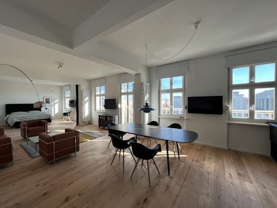 Großartiges Loft/ Penthouse in Friedrichshain mit tollem Ausblick