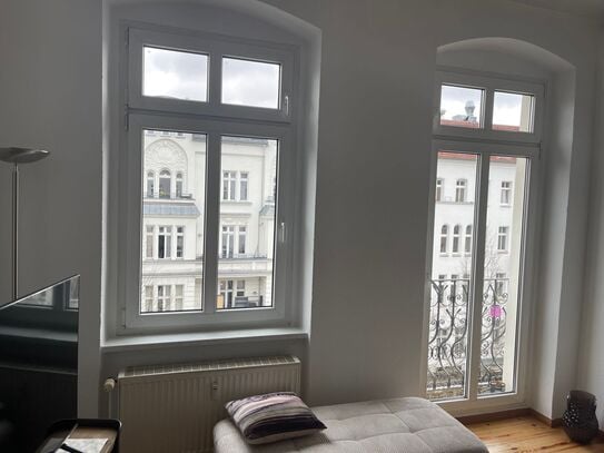 Attractive modernized apartment with old building flair in best location in Friedrichshain, Berlin - Amsterdam Apartmen…