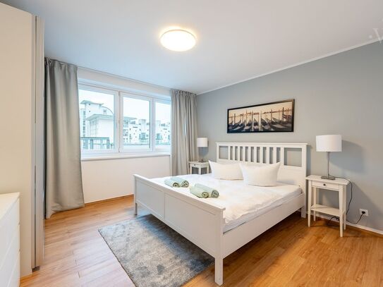 Scandinavian furnished 4-room apartment with a spacious living and dining area, Berlin - Amsterdam Apartments for Rent