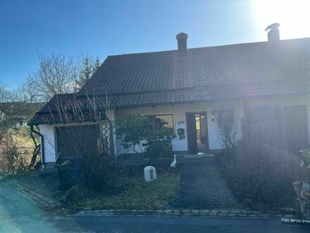 Ruhige & liebevoll eingerichtete Wohnung auf Zeit in Prackenbach