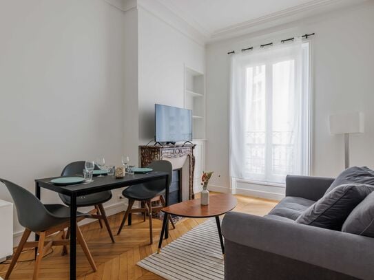 Buttes Chaumont - Modern and stylish 1-BR apartment