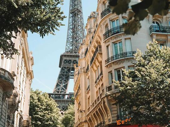 Charming Parisian Apartment for 4