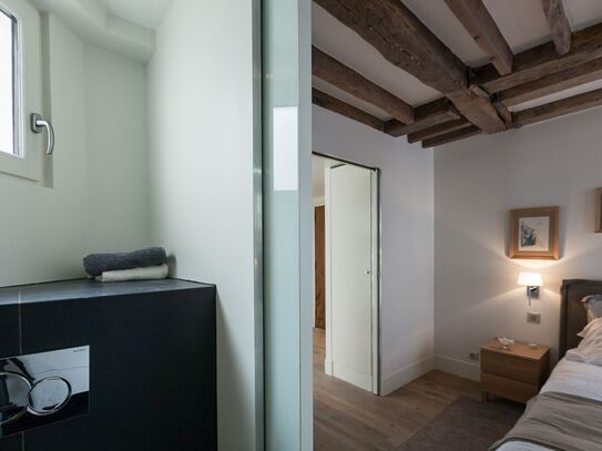 Charming 1 bedroom-apartment in the heart of St Germain des Prés