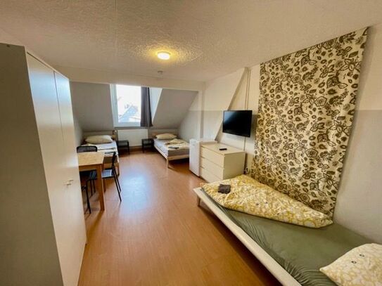 Affordable 4-Room Worker’s Apartment – Ideal for Large Groups (100 sqm, Kitchen, Bathroom)