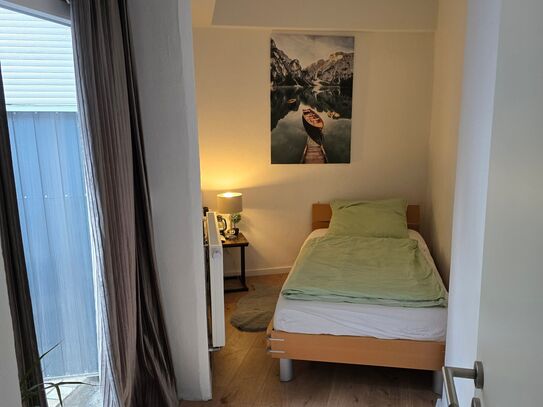 Fantastische und stilvolle Wohnung auf Zeit im Grünen
