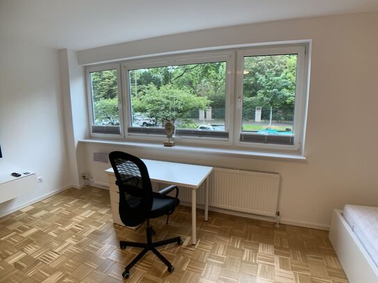 Perfectly furnished, bright apartment (first occupation) in Cologne