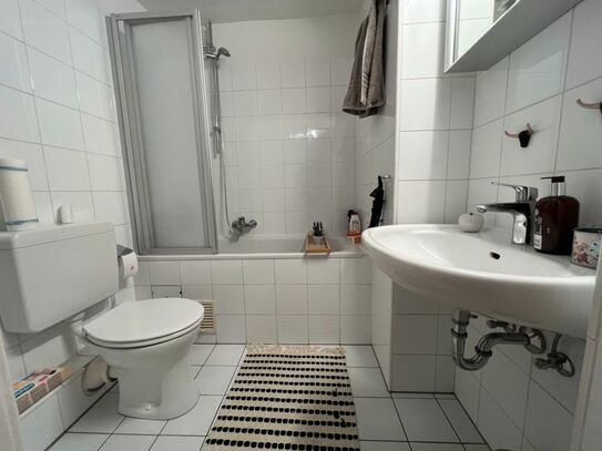 Great and lovely studio in popular area (Düsseldorf), Dusseldorf - Amsterdam Apartments for Rent