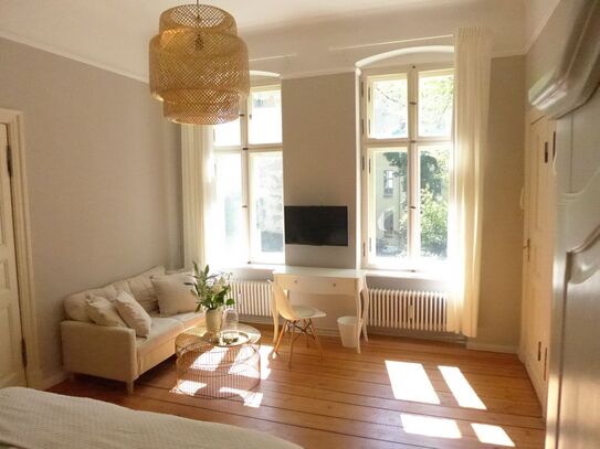 Bezauberndes & exklusives 1-Zi.-Designer-Appartment in Szenelage von Prenzlauer Berg!