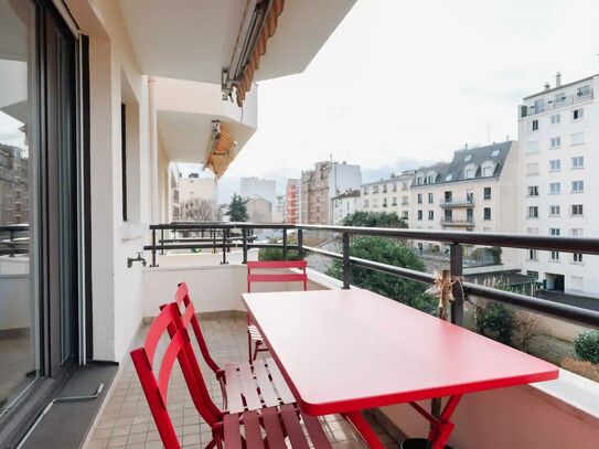 Spacious Apartment in the Heart of the City: Comfortable Accommodation for 6 People