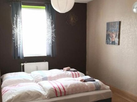 Liebevoll eingerichtete & moderne Wohnung auf Zeit in Freiberg | Lovingly furnished & modern apartment on time in Freib…