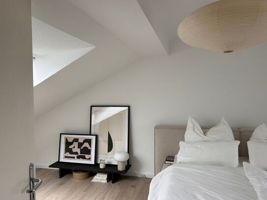 Stylish, lovingly furnished top-floor flat with terrace and view of the famous Frankfurt skyline, Frankfurt - Amsterdam…