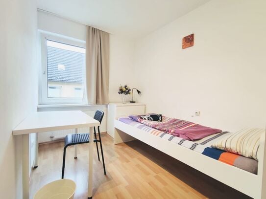 Light furnished room in a WG, Dortmund - Amsterdam Apartments for Rent