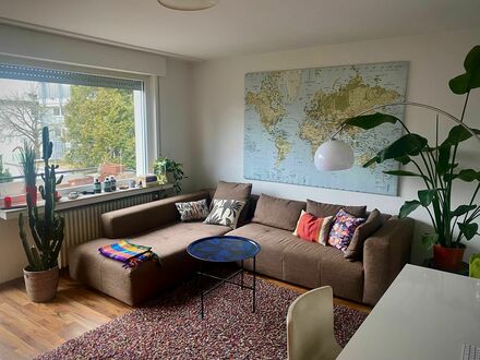 Modisches Loft in lebendiger Straße | Beautiful apartment - great view!