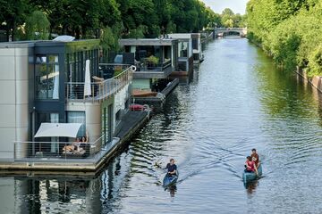 Exklusives „schwimmendes Haus” zentral in Hamburg!