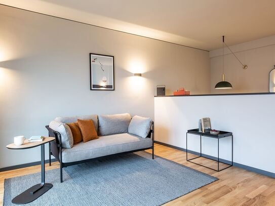 Modern Serviced Apartment right at the Airport