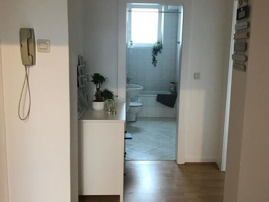 Beautiful, bright 2.5-room flat with large balcony in Essen Holsterhausen - fully furnished for interim rent (01.02.202…