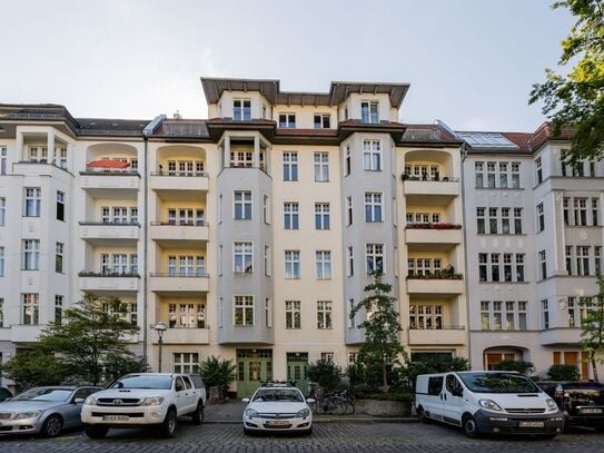 Stylish miniloft in Kreuzberg in the beautiful Gräfekiez with a view of the greenery, Berlin - Amsterdam Apartments for…