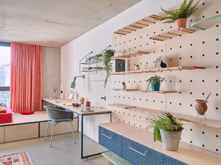 Studio Large im ruhigen Leipziger Reudnitz mit Gemeinschaftsküche | Studio Large in the quiet neighborhood of Leipzig R…
