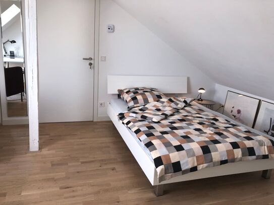 Beautiful room with guest kitchen, Dusseldorf - Amsterdam Apartments for Rent