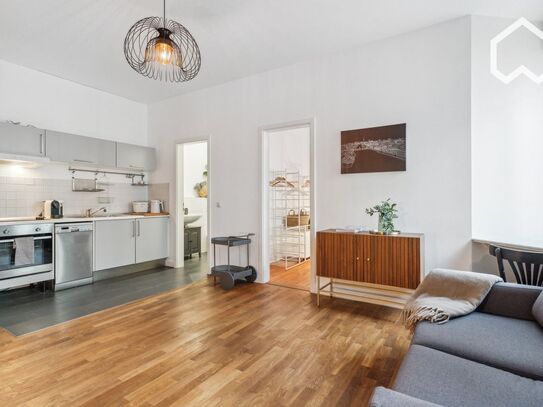 Popular district - 15 min. to main train station I Renewed, elegant and quiet Apartment, Berlin - Amsterdam Apartments…