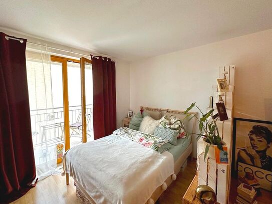 Modern Furnished Apartment with south facing balcony in Berlin Prenzlauer Berg, Berlin - Amsterdam Apartments for Rent