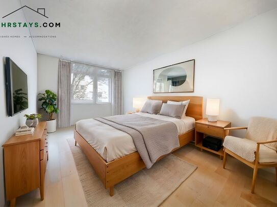 Big 3 Bedroom Apartment - 5 Min. to UNIKLINIK 15 Minutes to FOM, Essen - Amsterdam Apartments for Rent