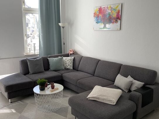 Fully furnished 2.5-Room Apartment in the Heart of Mülheim’s Old Town – Move in & Feel at Home Instantly!, Mulheim an d…