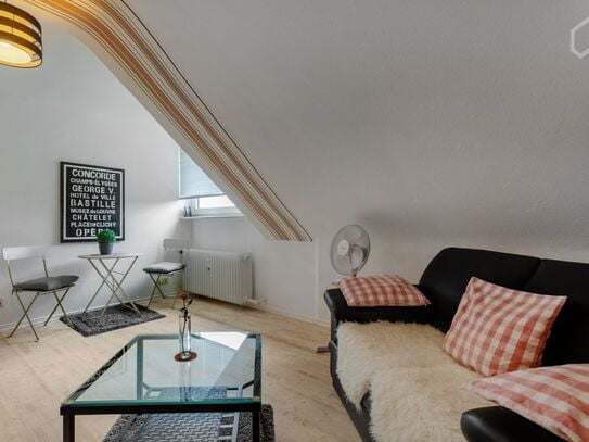 Fashionable, great home in Düsseldorf, Dusseldorf - Amsterdam Apartments for Rent