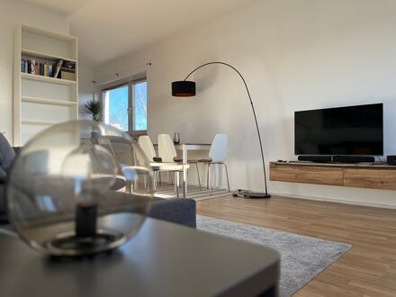Moderne & gemütliche Wohnung mitten in Wedding mit Loggia und Parkplatz | Spacious, amazing apartment in Wedding with b…